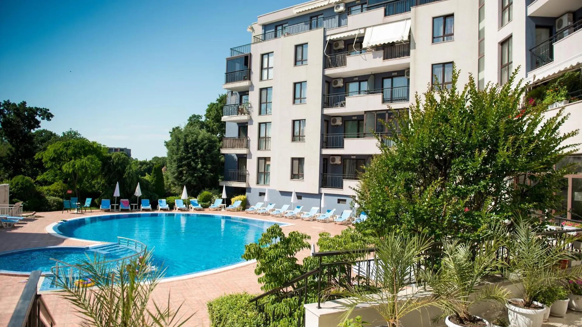 Apartment In Amphora Palace Aparthotel Varna